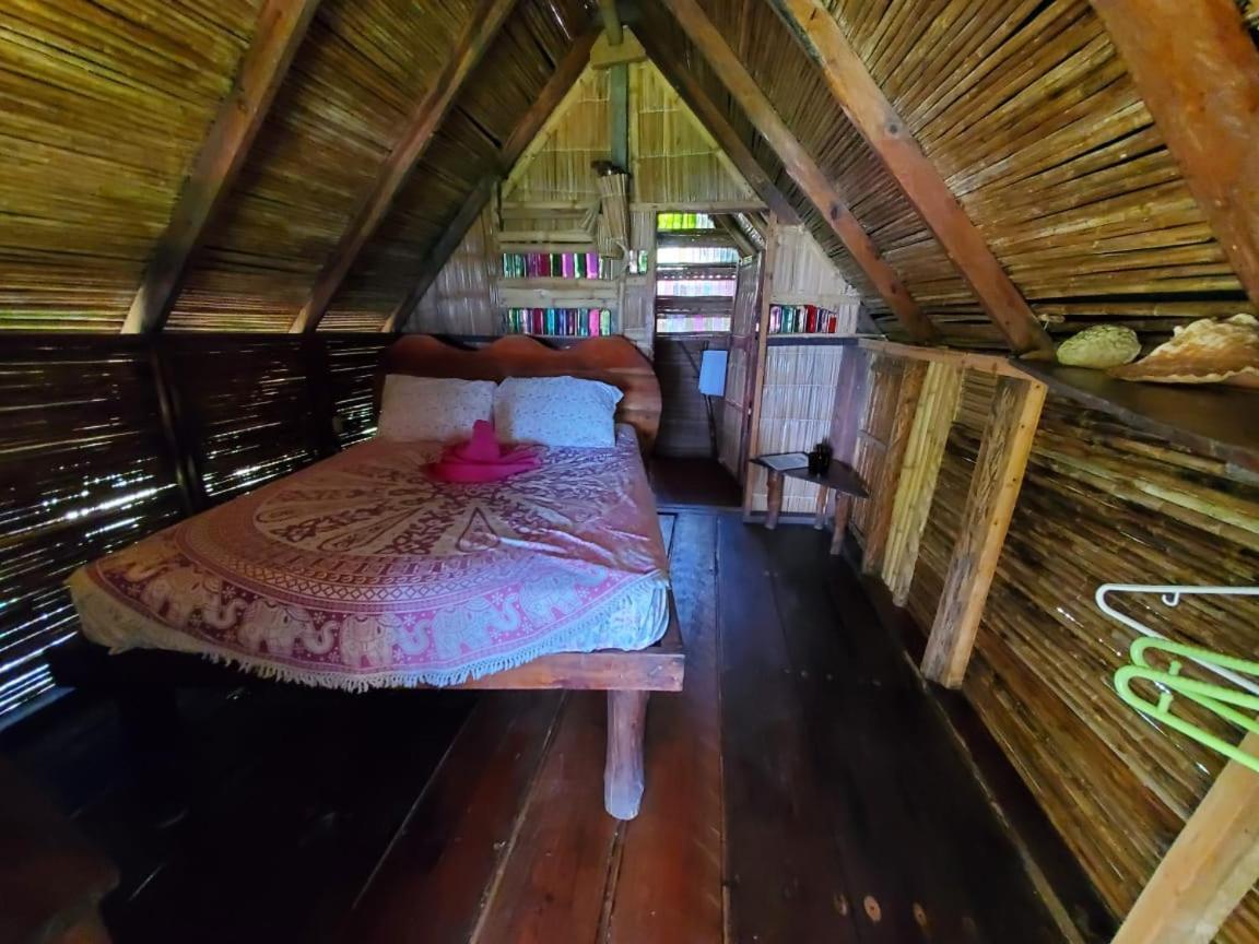 Derek'S Place Eco-Lodge Little Corn Island Exteriér fotografie