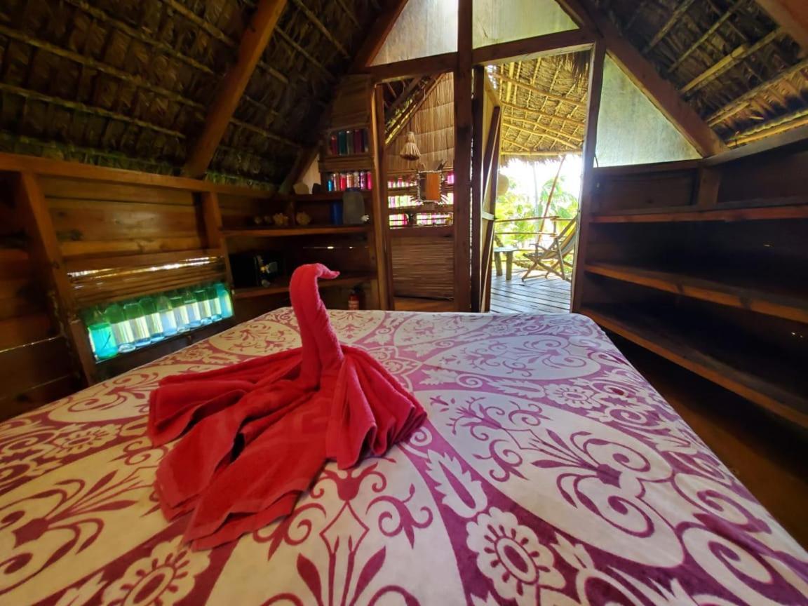 Derek'S Place Eco-Lodge Little Corn Island Exteriér fotografie